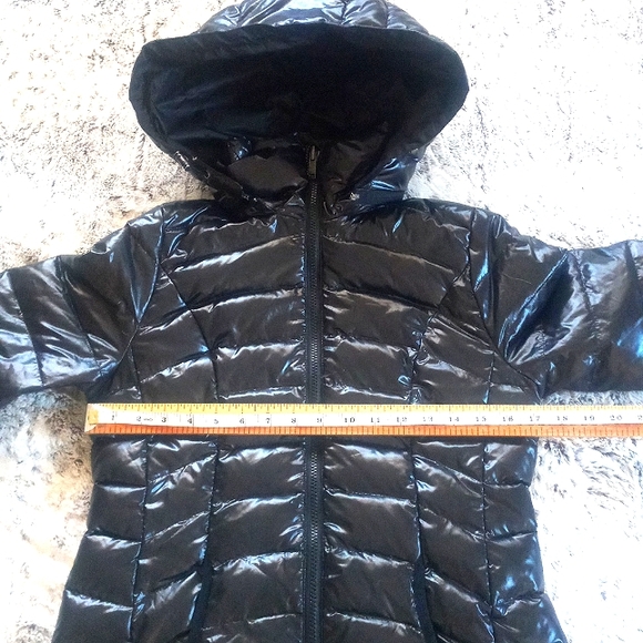 Black wet look Down coat - Picture 3 of 11